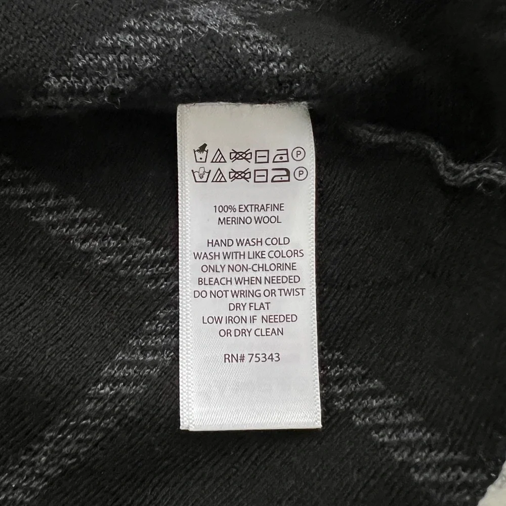 TAHARI Merino Wool Boxtop Sweater Size M